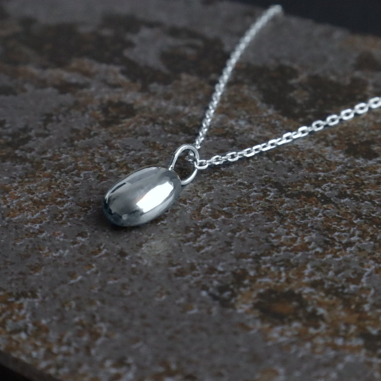 Pebble Necklace